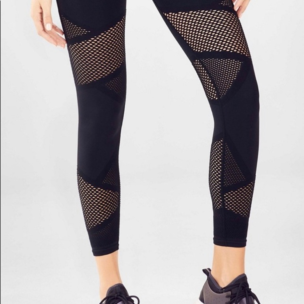 Fabletics mesh high waisted 7/8 length leggings NEVER BEEN WORN Size Small